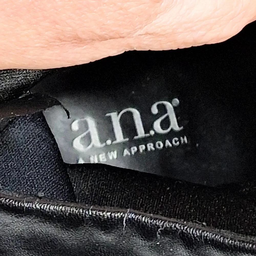 a.n.a. Size 9 Faux Leather 3